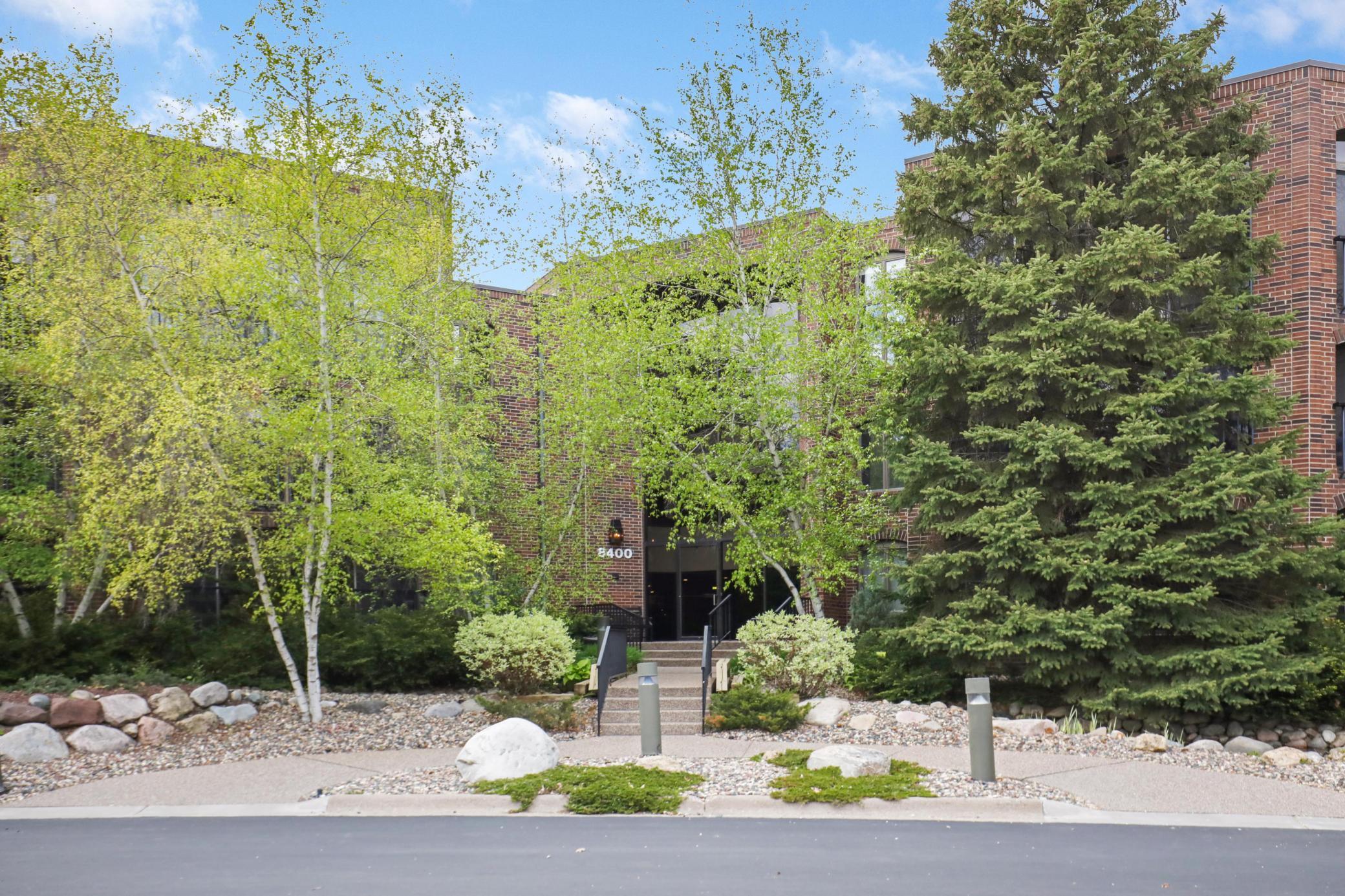 8400 Pennsylvania Road, Unit 328 Bloomington, MN 55438 - Photo 32 of 36