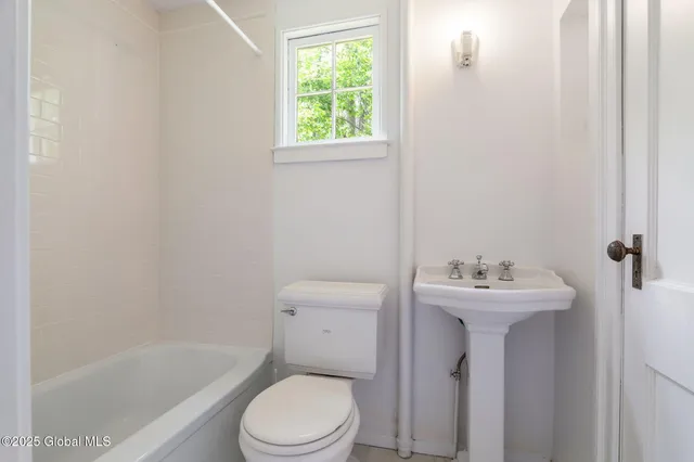 $399,900 | 755 Highway 10, Jefferson, NY 12167