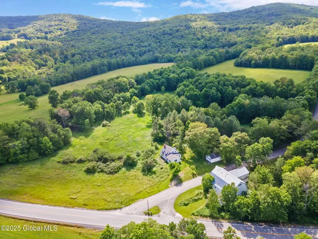 $399,900 | 755 Highway 10, Jefferson, NY 12167