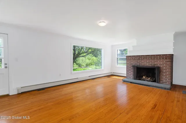 $399,900 | 755 Highway 10, Jefferson, NY 12167