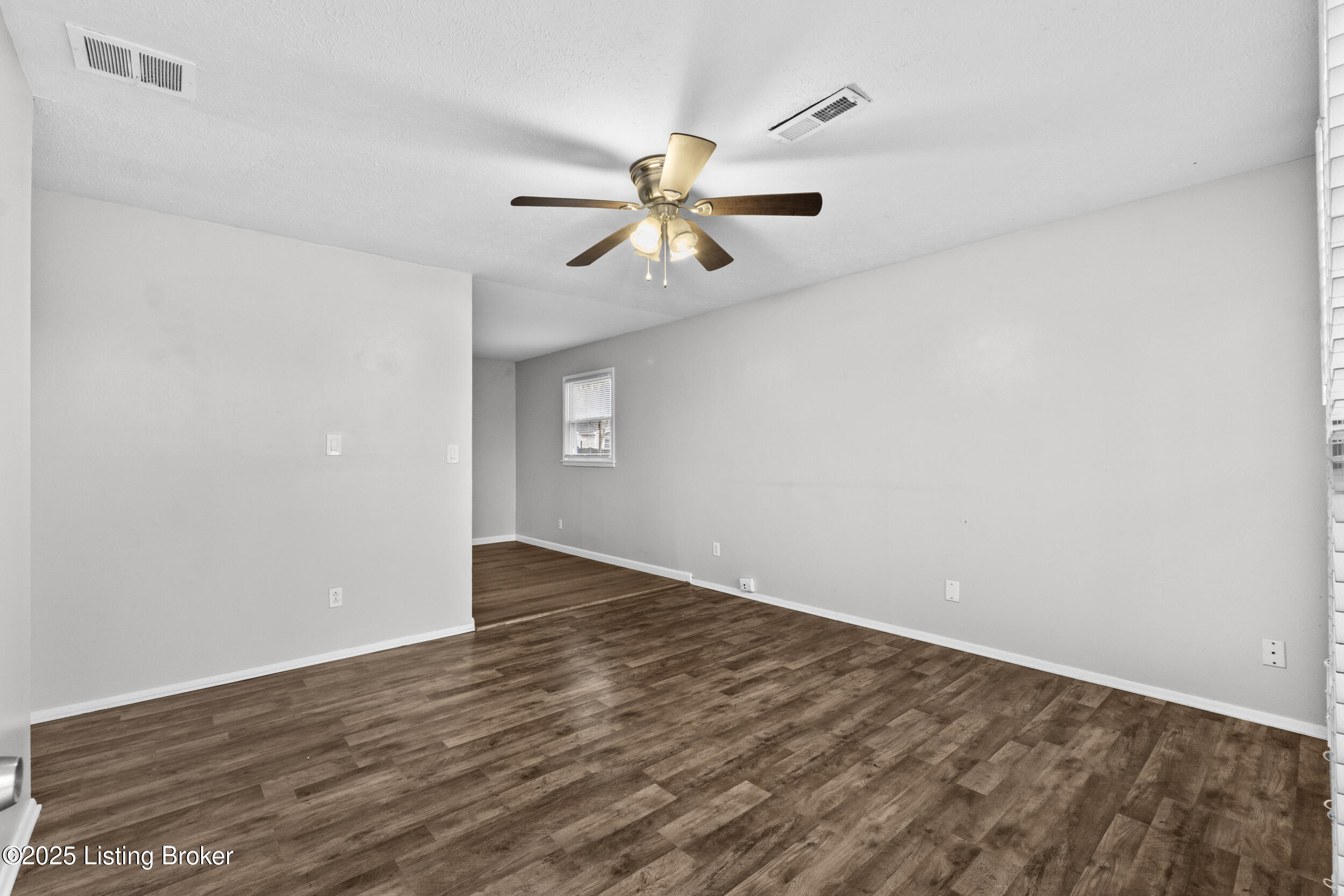 9213 New Maple Road Louisville, KY 40229 - Photo 10 of 25 New maple