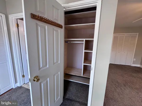 $3,600 | 3034 Sugar Lane, Vienna, VA 22181