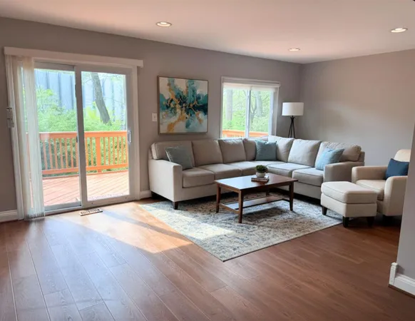 $3,600 | 3034 Sugar Lane, Vienna, VA 22181