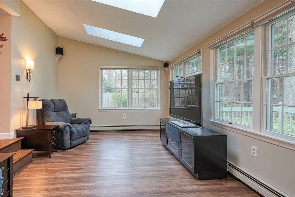 13 Jackson Road Burlington, MA 01803 - Photo 9 of 42 Gallery Image 9