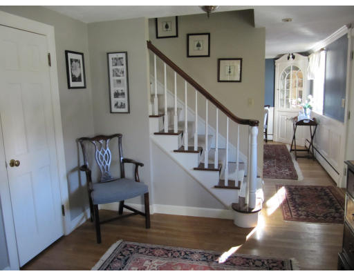 40 Pond Street Needham, MA 02492 - Photo 10 of 17 a view of entryway and hall