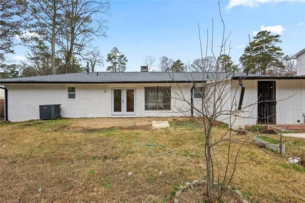 $1,595 | 1201 Shoreham Drive, Atlanta, GA 30349