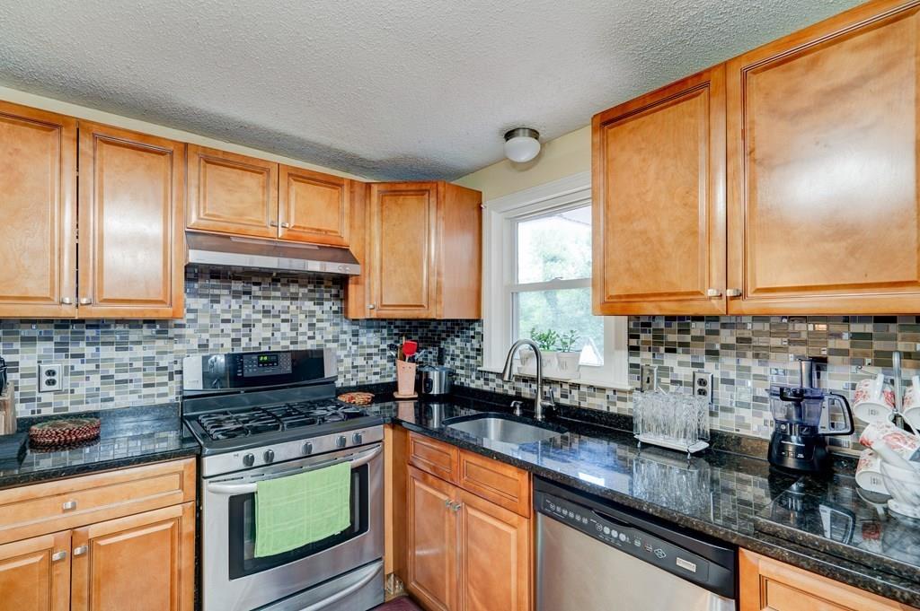 23 Burnham Road Billerica, MA 01862 - Photo 21 of 40 Gallery Image 21