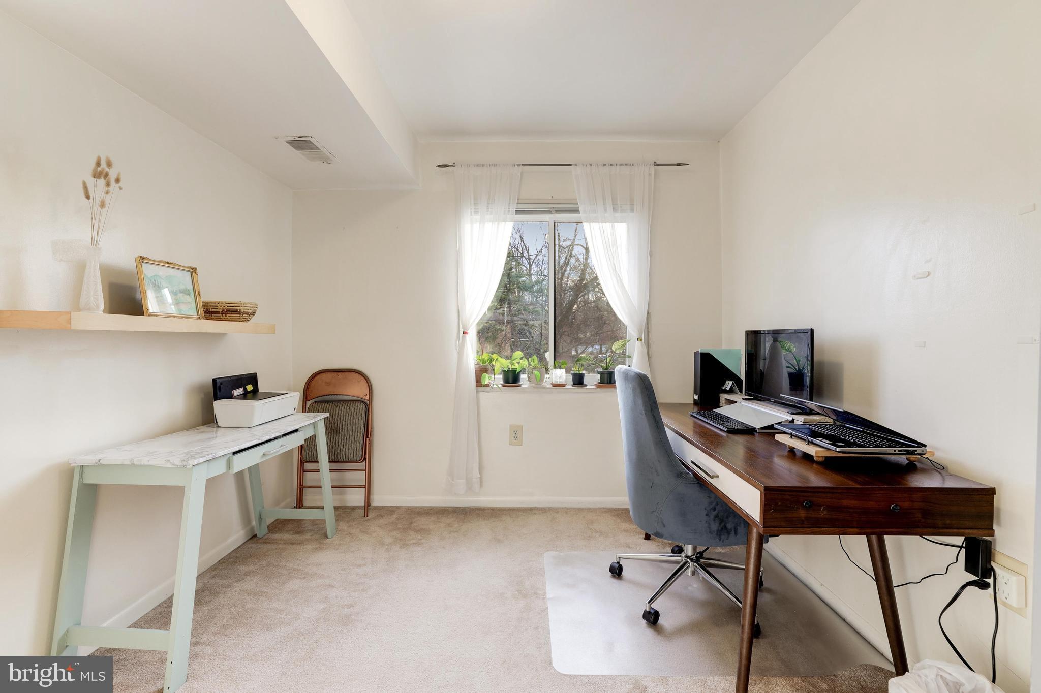 1408 Northgate Square, Unit 11A Reston, VA 20190 - Photo 8 of 22 Gallery Image 8