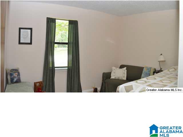 909 Colonial Drive Alabaster, AL 35007 - Photo 12 of 25