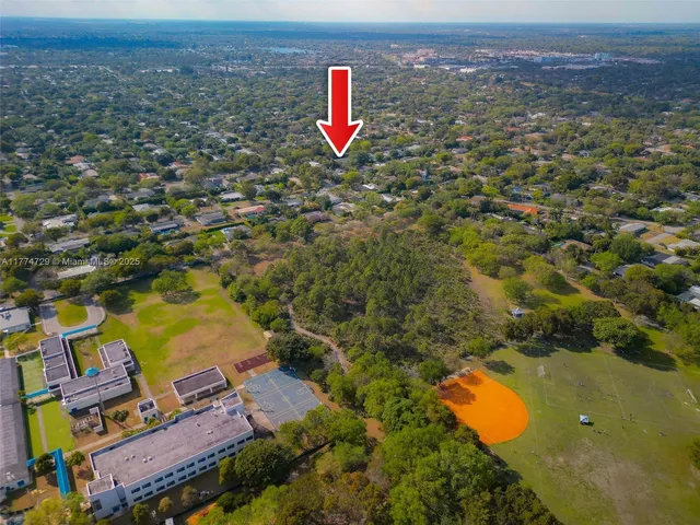 $1,590,000 | 14725 Southwest 82nd Avenue, Palmetto Bay, FL 33158