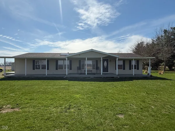 $274,900 | 16115 East 300 South, Elizabethtown, IN 47232