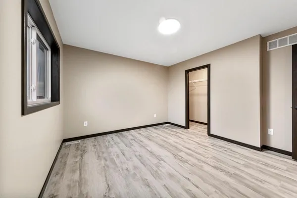 $589,000 | 3200 Noble Drive, Mankato, MN 56001