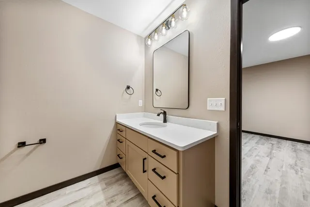 $589,000 | 3200 Noble Drive, Mankato, MN 56001