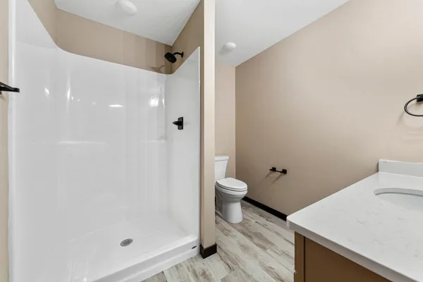 $589,000 | 3200 Noble Drive, Mankato, MN 56001