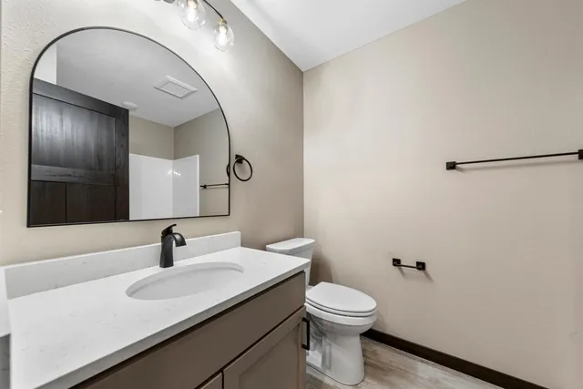 $589,000 | 3200 Noble Drive, Mankato, MN 56001