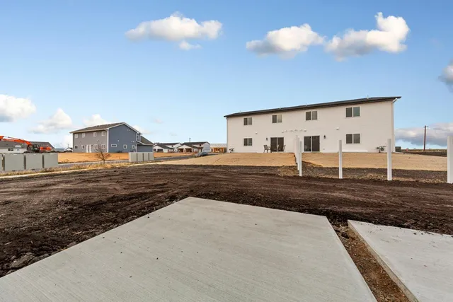 $589,000 | 3200 Noble Drive, Mankato, MN 56001