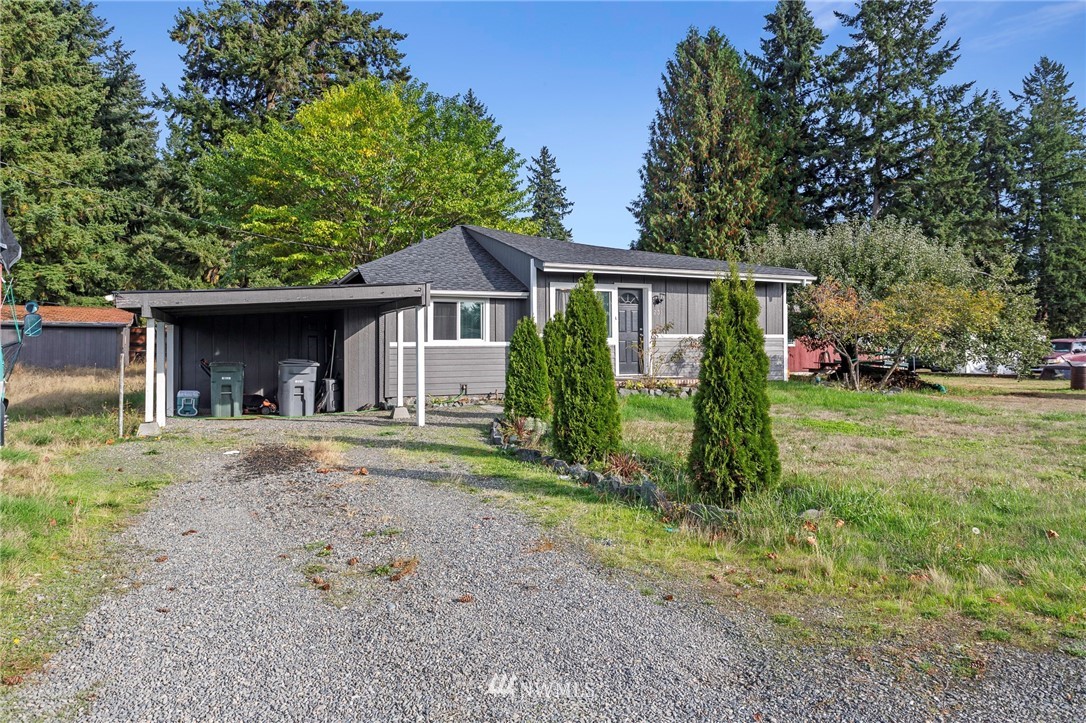 231 Military Road East Tacoma, WA 98445 - Photo 2 of 27