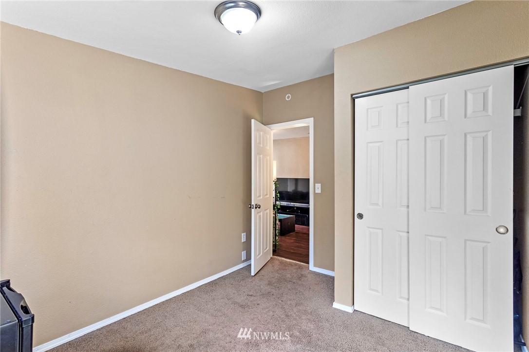 231 Military Road East Tacoma, WA 98445 - Photo 20 of 27