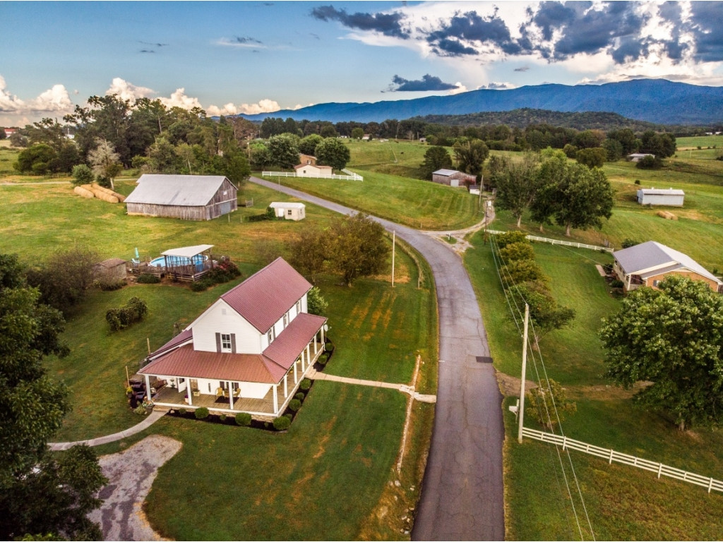 1345 Flag Branch Road Greeneville, TN 37743 - Photo 33 of 35 Photo 33