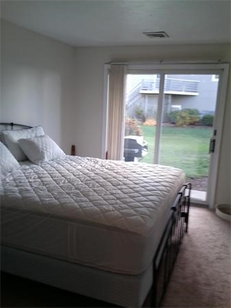 700 Shore Drive, Unit 909 Fall River, MA 02721 - Photo 12 of 18