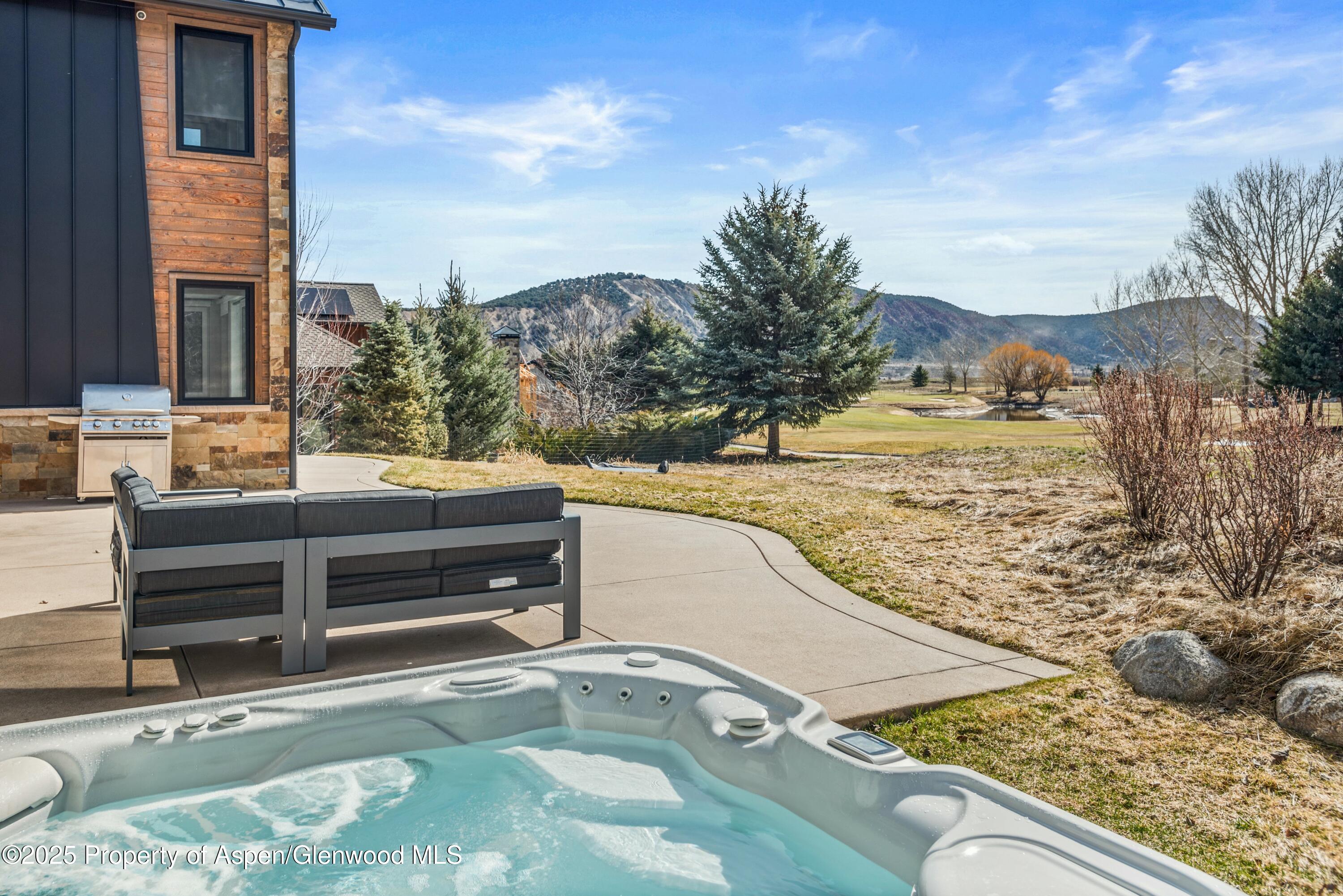 649 Saddleback Road Carbondale, CO 81623 - Photo 6 of 37 a view of outdoor space and hall