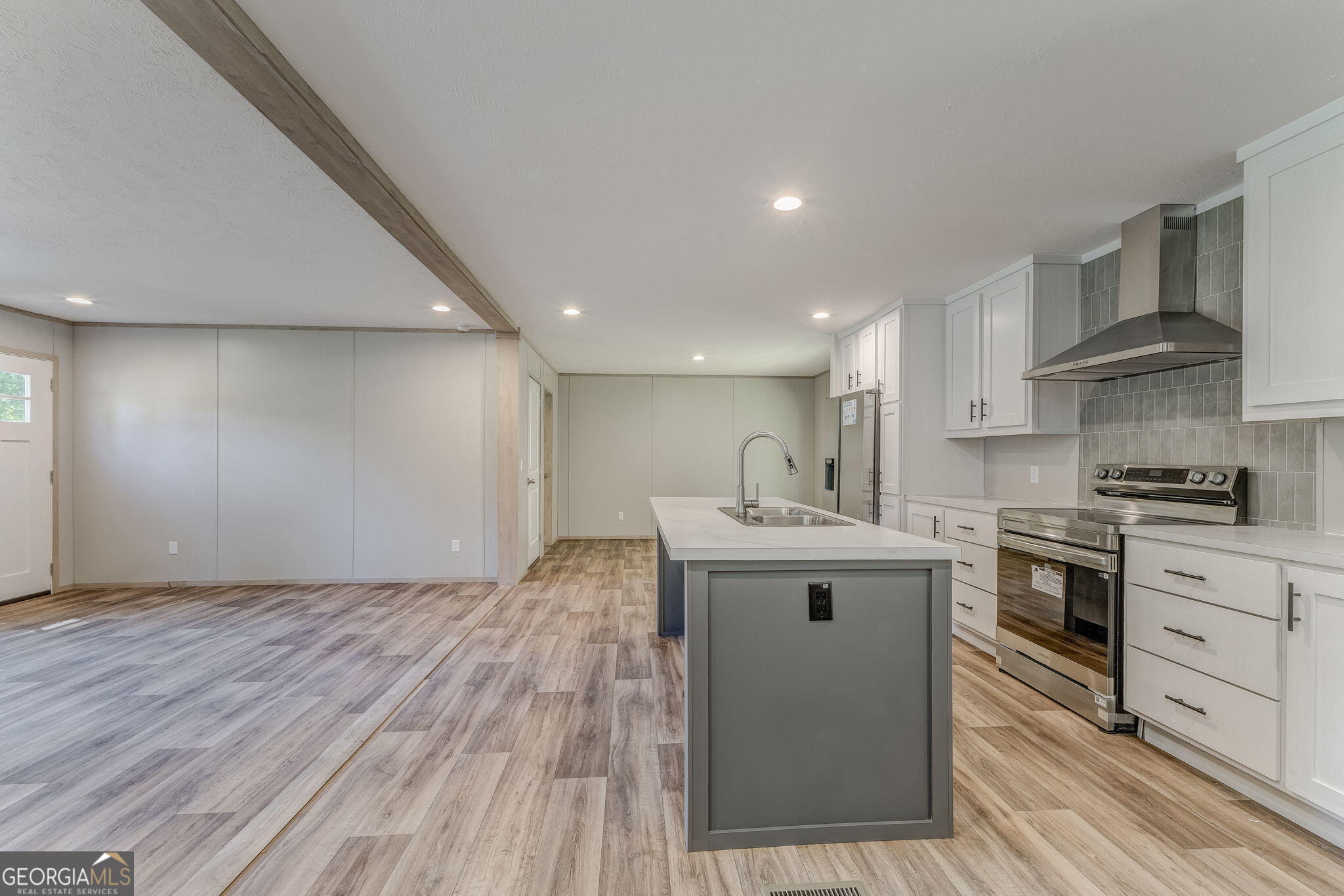 865 Old Rockmart Road Southeast Silver Creek, GA 30173 - Photo 47 of 52 a kitchen with a sink and cabinets
