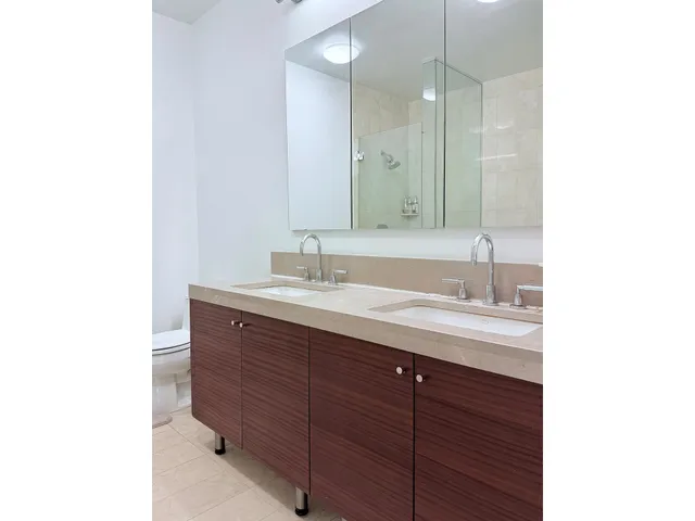 $1,995,000 | 30 West Street, Unit 3B | Battery Park City