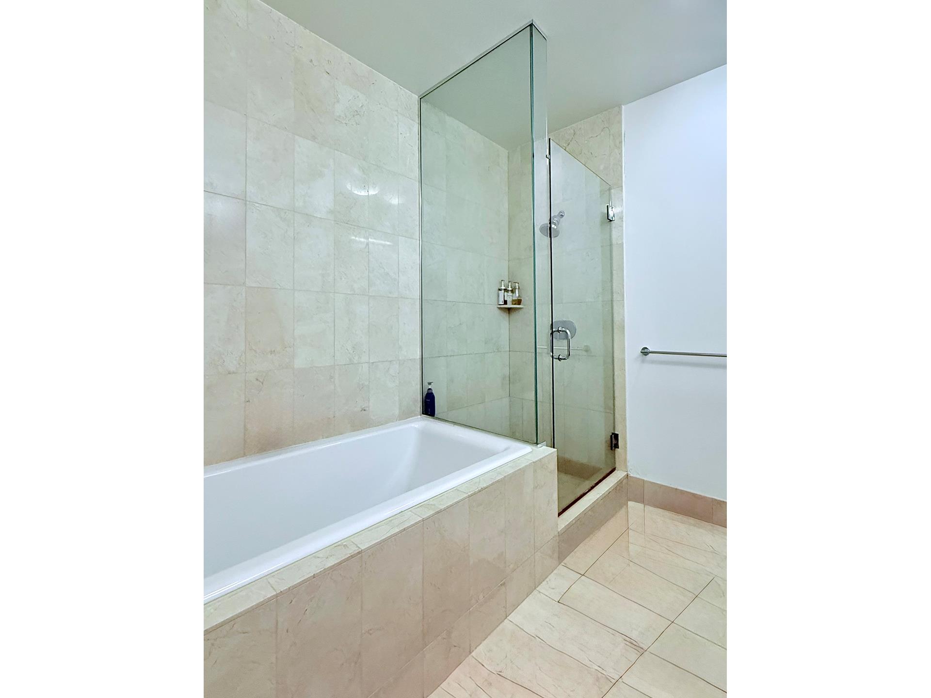 30 West Street, Unit 3B Manhattan, NY 10004 - Photo 12 of 14