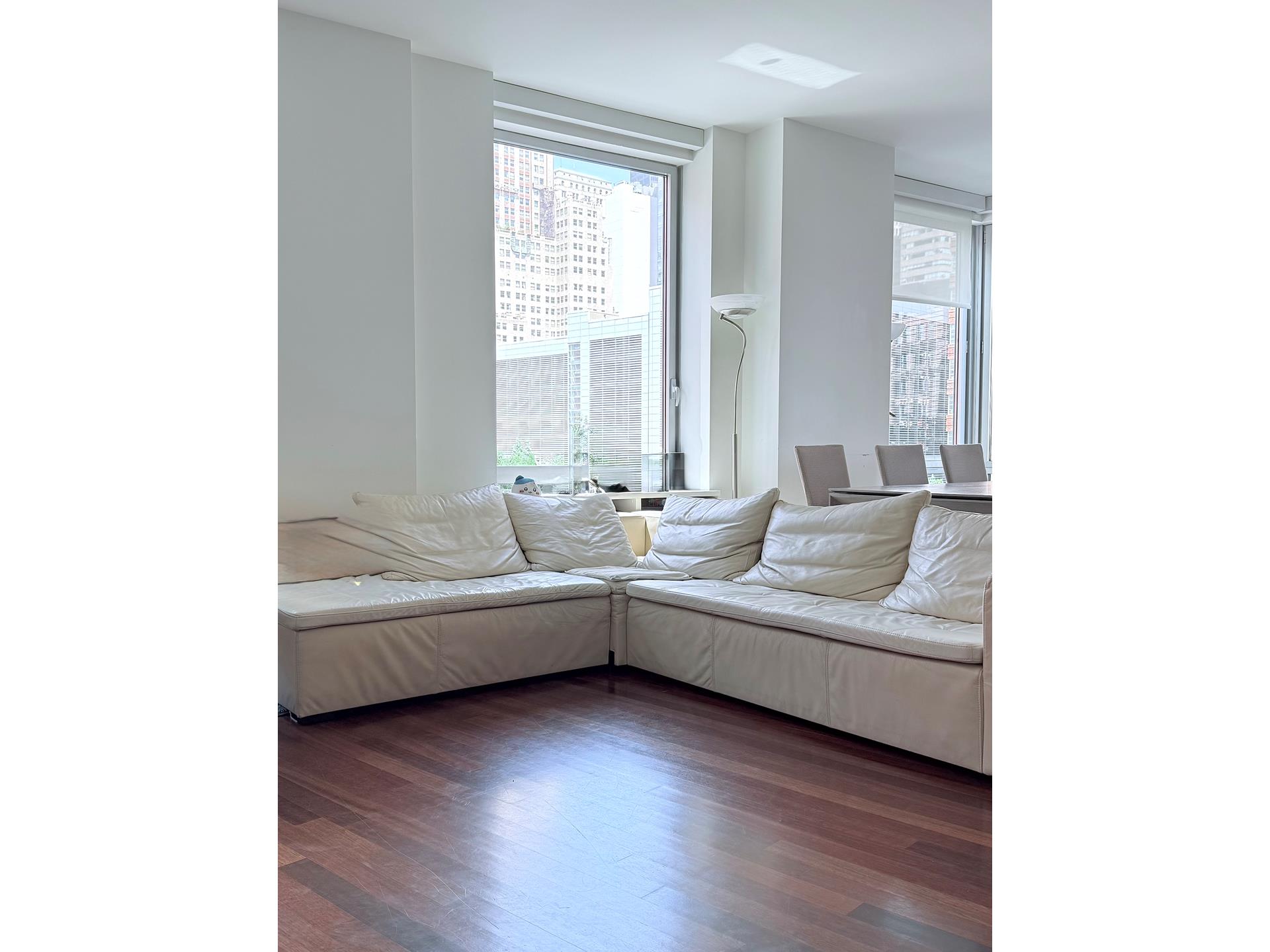 30 West Street, Unit 3B Manhattan, NY 10004 - Photo 2 of 14