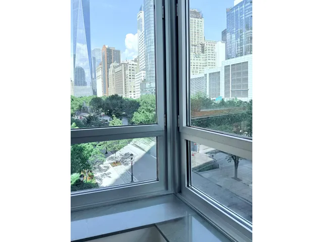 $1,995,000 | 30 West Street, Unit 3B | Battery Park City