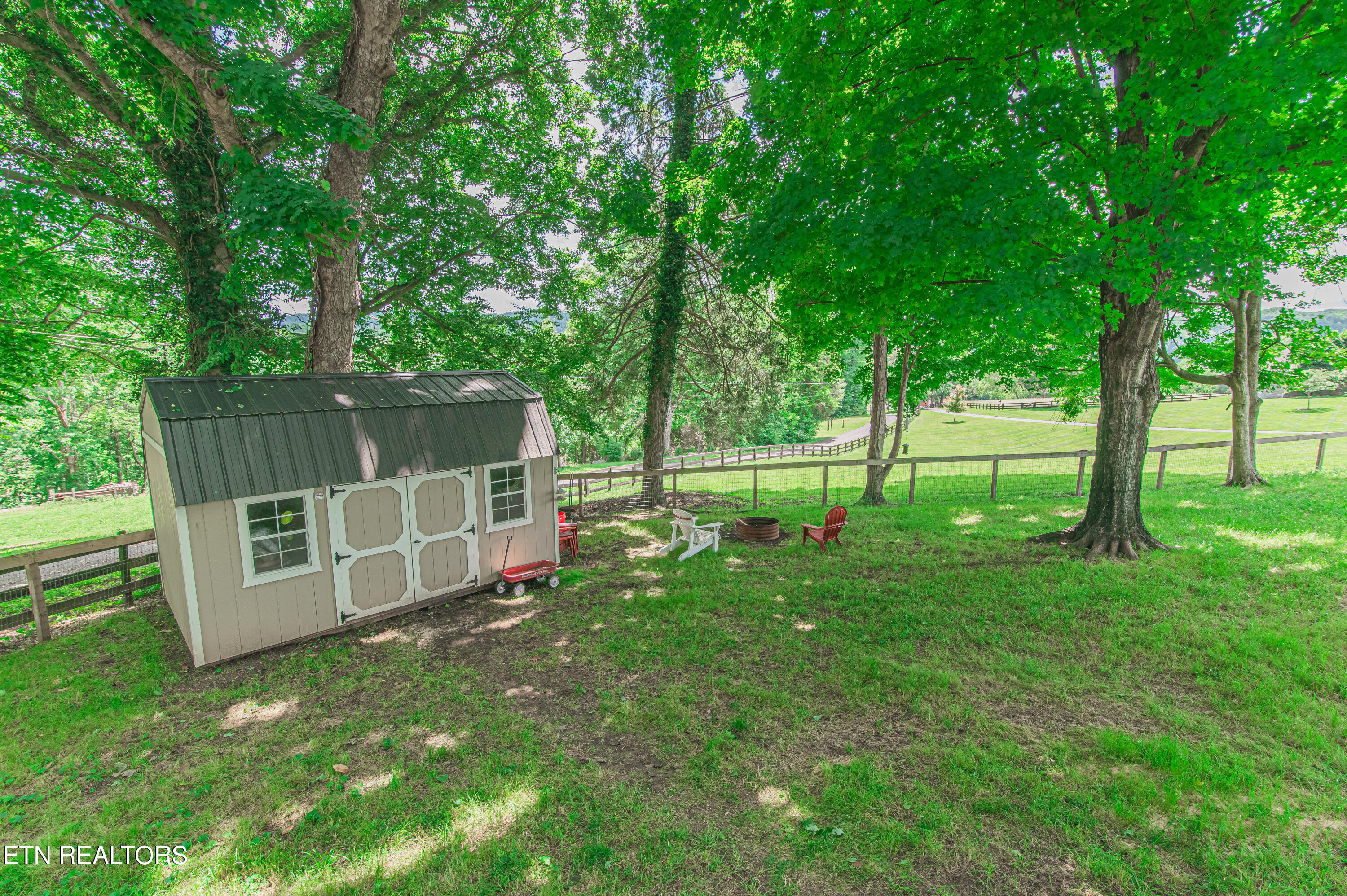504 Sinking Springs Road Clinton, TN 37716 - Photo 24 of 27 3SinkingSprings_Back-3