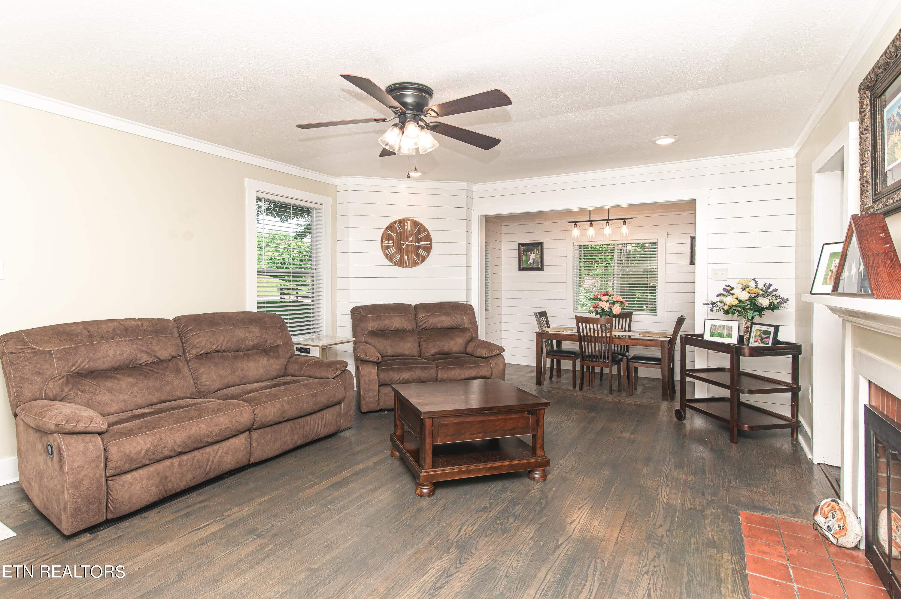 504 Sinking Springs Road Clinton, TN 37716 - Photo 6 of 27 2SinkingSprings_Inside-15