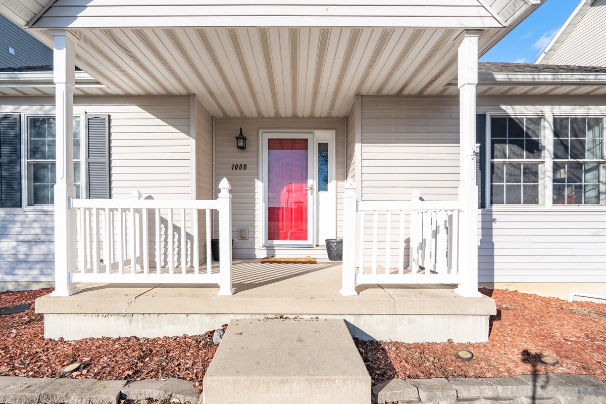 1000 Drayton Street Normal, IL 61761 - Photo 2 of 36