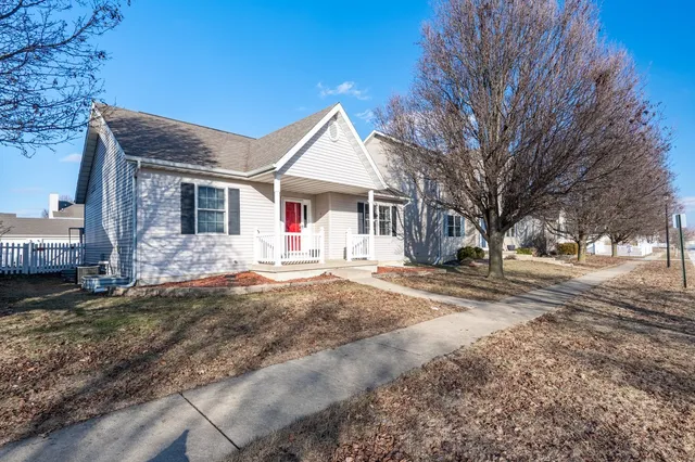 $224,900 | 1000 Drayton Street, Normal, IL 61761