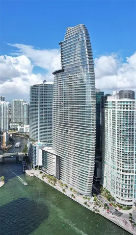 $6,700 | 300 Biscayne Blvd Way, Unit 2308W, Miami, FL 33131