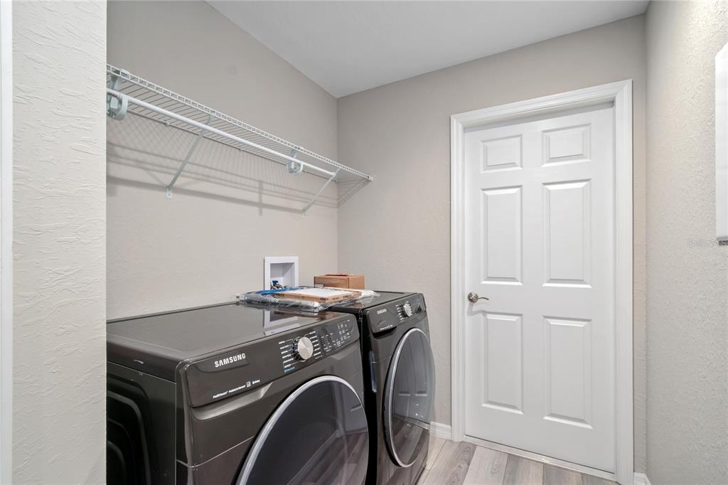 7052 Southwest 179th Ave Road Dunnellon, FL 34432 - Photo 37 of 42 a utility room with dryer and washer