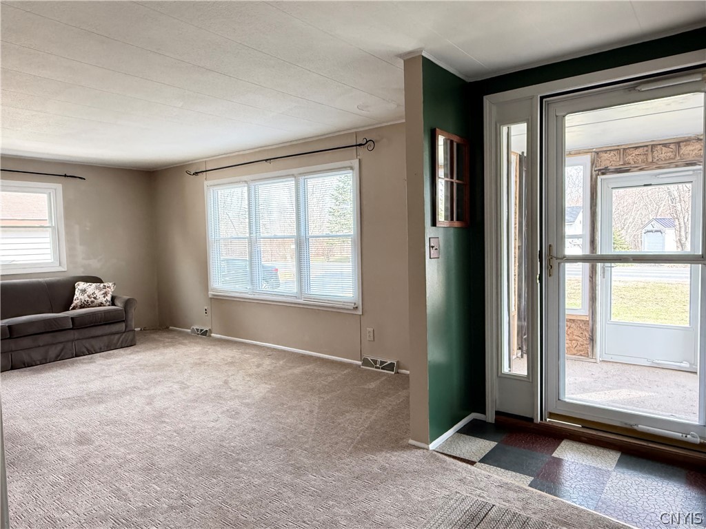 1645 Co Rte 7 Oswego, NY 13126 - Photo 16 of 41