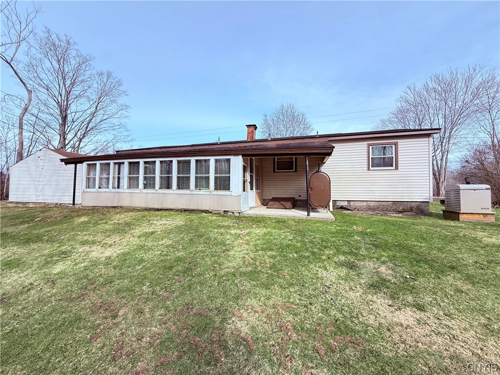 1645 Co Rte 7 Oswego, NY 13126 - Photo 8 of 41