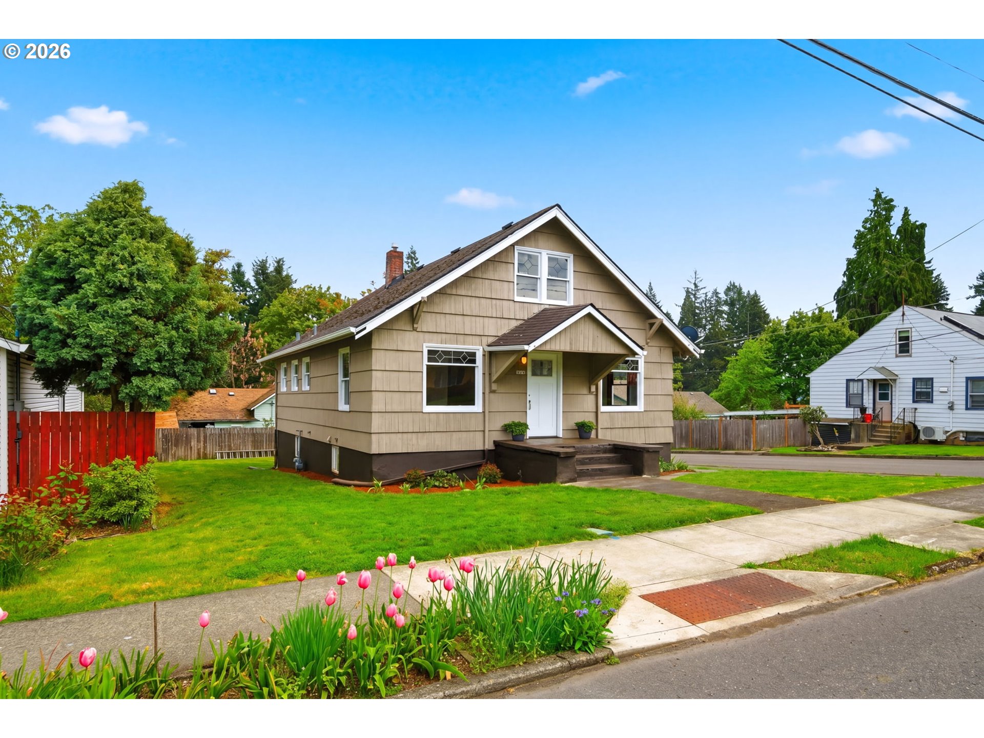 1804 Division Street Camas, WA 98607 - Photo 41 of 43 a front view of house with yard and green space