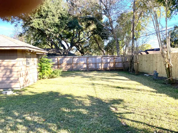 $2,200 | 4329 Kinglet Street, Houston, TX 77035
