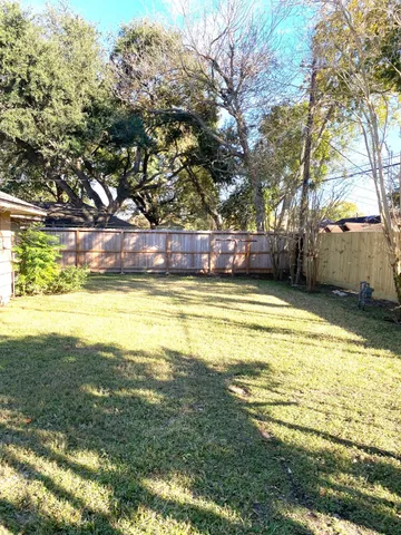 $2,500 | 4329 Kinglet Street, Houston, TX 77035