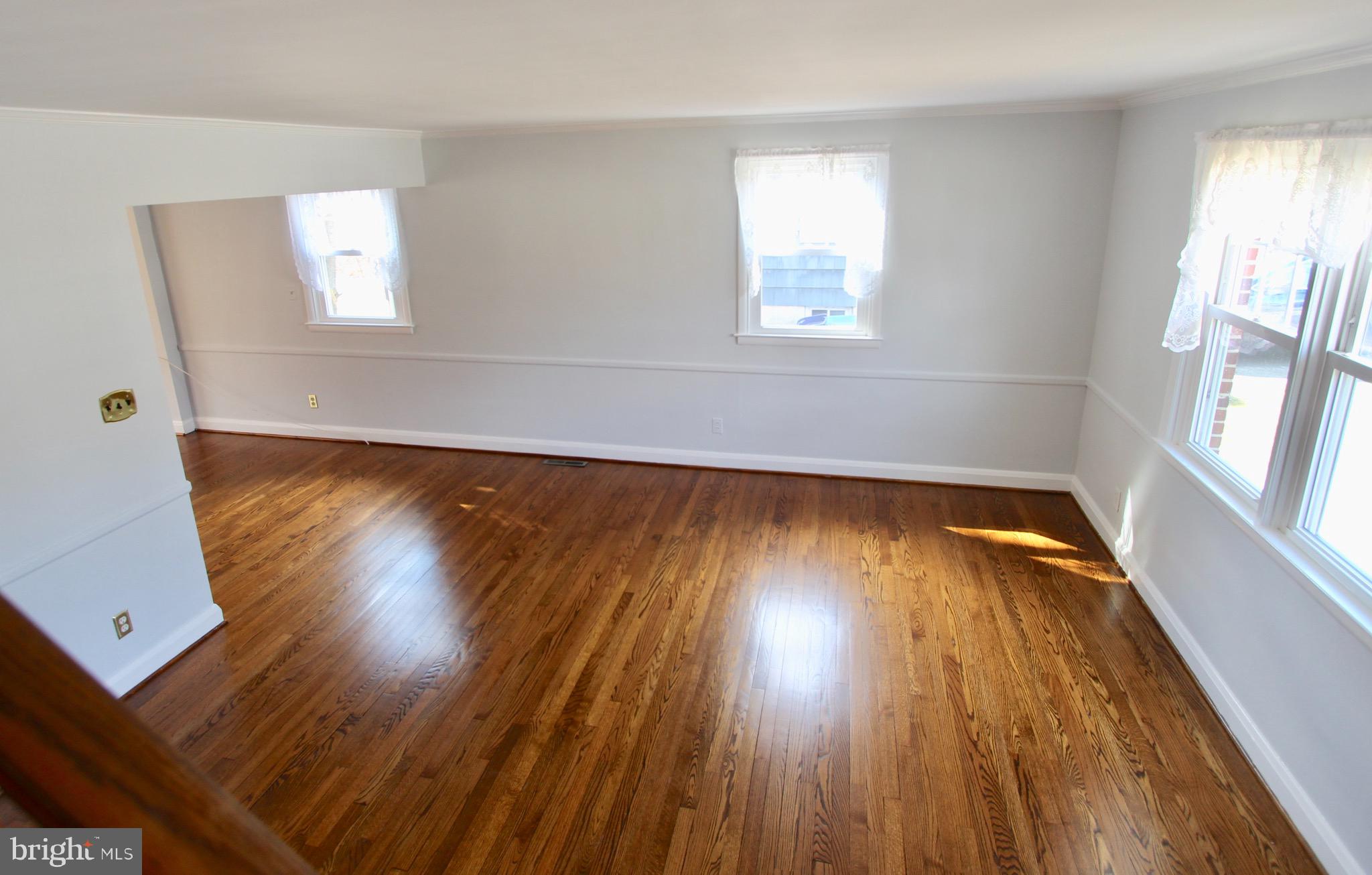 1435 Jeffers Road Baltimore, MD 21204 - Photo 4 of 34 Gallery Image 4