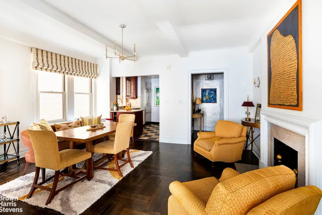 $995,000 | 155 East 73rd Street, Unit 7B | Lenox Hill