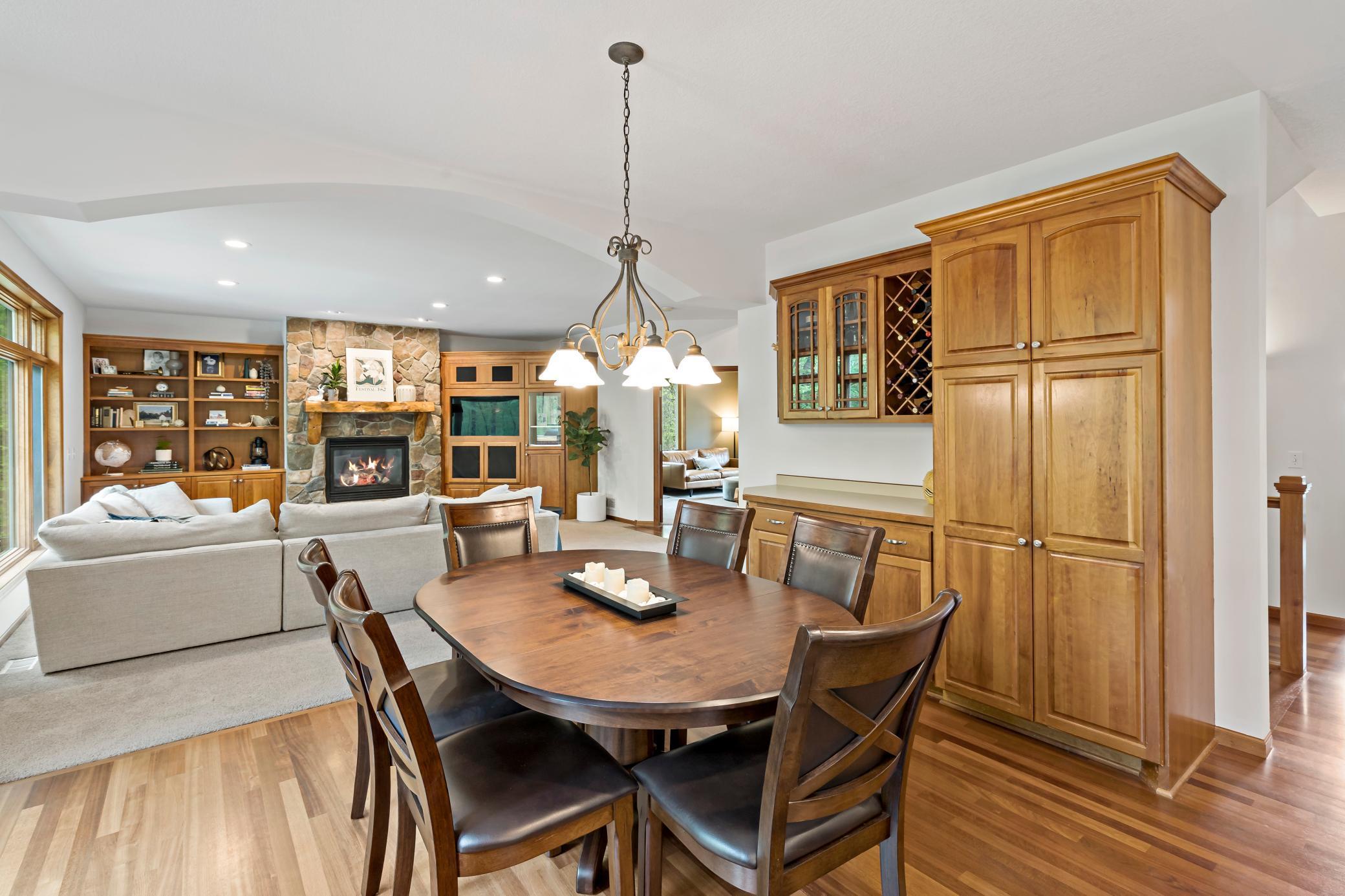 975 Weston Ridge Parkway Chaska, MN 55318 - Photo 7 of 43