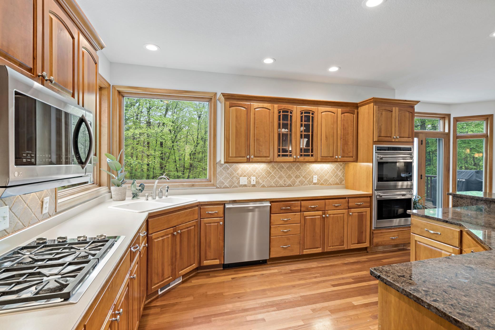 975 Weston Ridge Parkway Chaska, MN 55318 - Photo 10 of 43