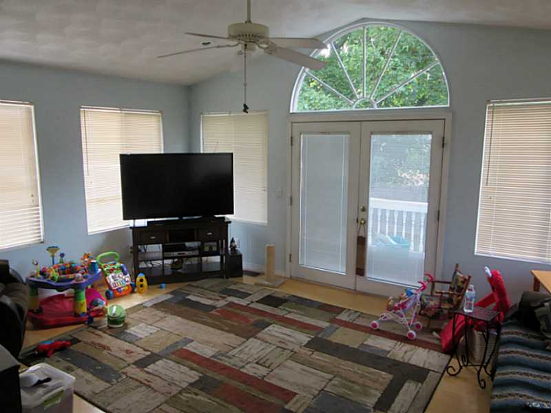 185 Budlong Road Cranston, RI 02920 - Photo 11 of 15 Bedroom.
