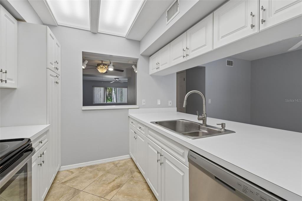 8334 Civic Road, Unit 3 Tampa, FL 33615 - Photo 18 of 50 Gallery Image 18