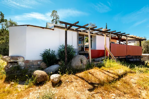 $720,000 | 7772 Jemez Trail, Yucca Valley, CA 92284