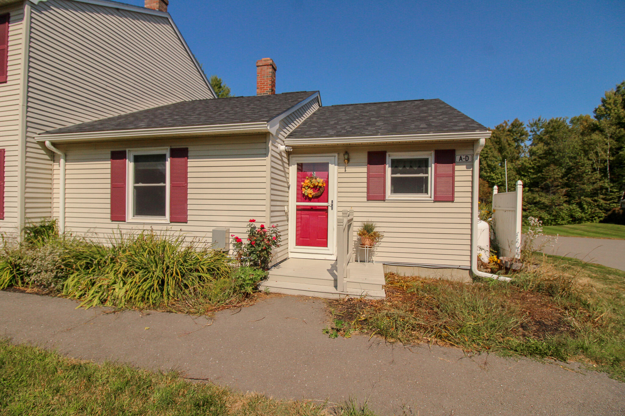 128 Mayo Road, Unit D Hampden, ME 04444 - Photo 1 of 28 IMG_0085