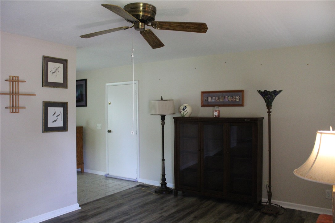 3215 Nantucket Street Springfield, OH 45503 - Photo 5 of 32